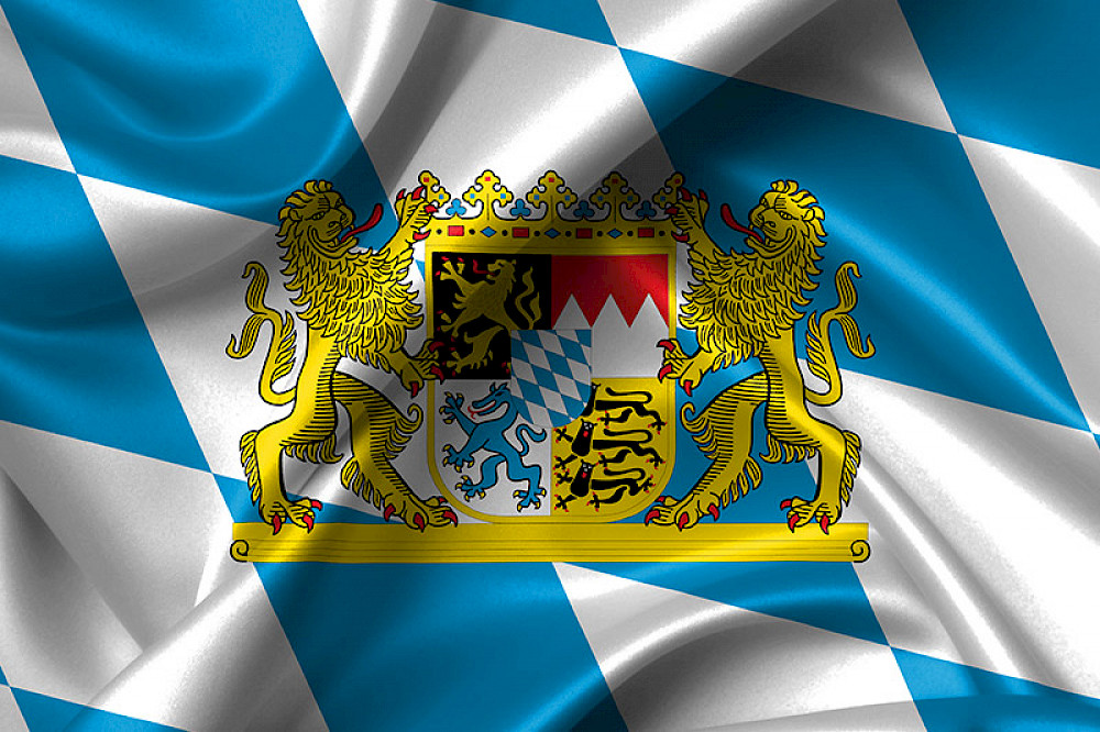 Bild zeigt die Flagge vom Bundes-Land Bayern.
